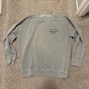 Roark Wayward Youth Crewneck in Light Gray Vintage Retro Y2K